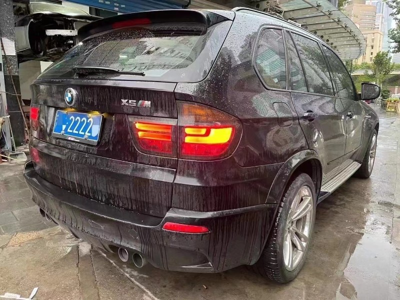 上海11年寶馬X5 M4