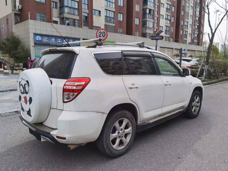 湖州12年豐田RAV4榮放5
