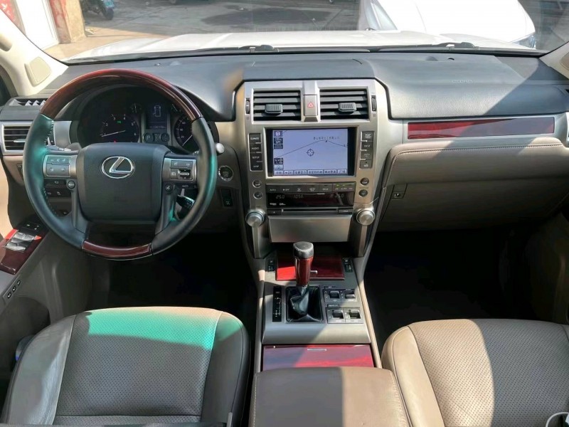 北京13年雷克萨斯GX4