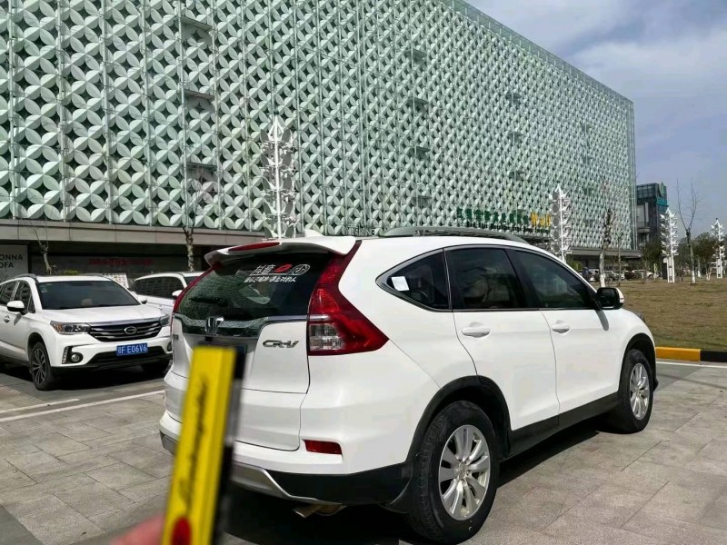 宜昌17年本田CR-V4