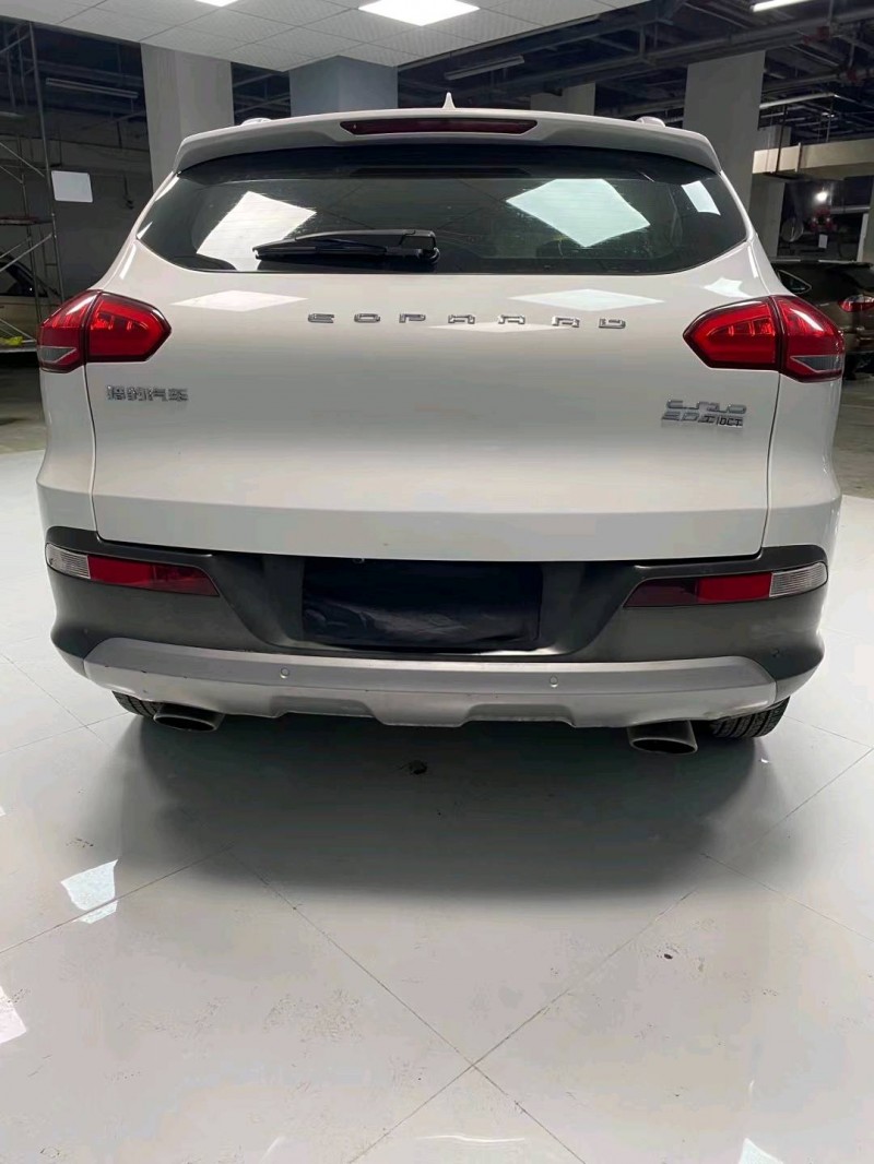 成都16年獵豹汽車CS106