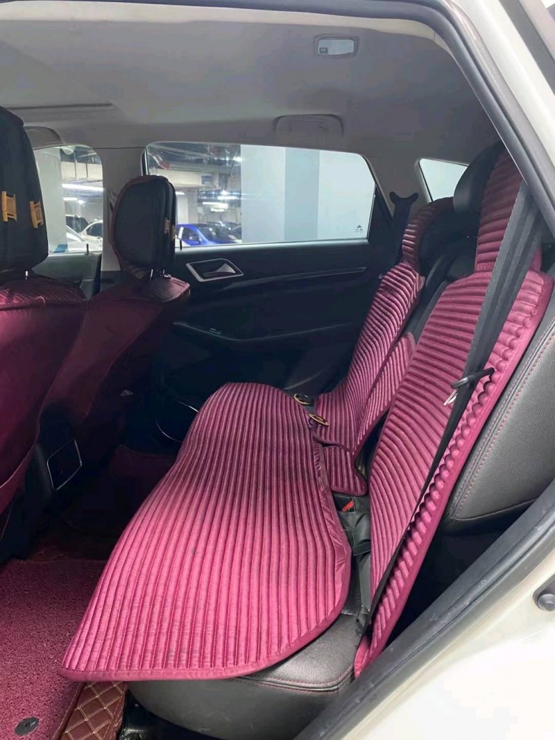 成都16年獵豹汽車CS108