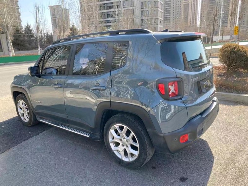沈陽17年Jeep自由俠8