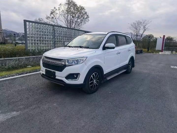廈門17年力帆汽車邁威2