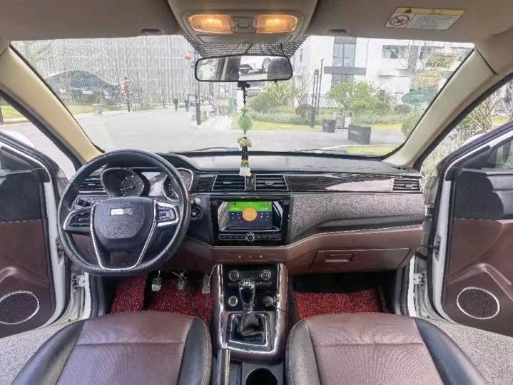 廈門17年力帆汽車邁威5