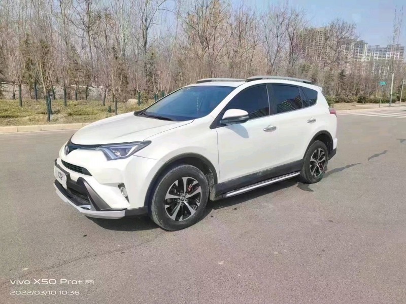 安陽18年豐田RAV42