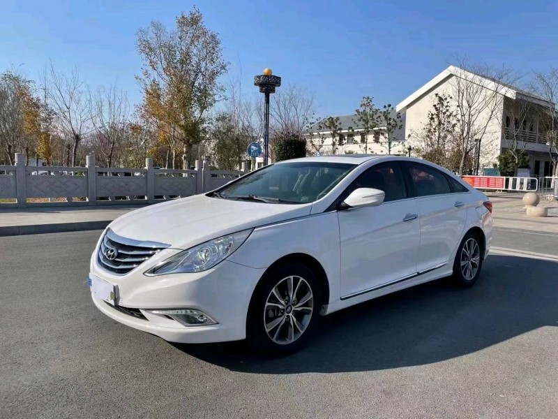 徐州16年现代索纳塔八2