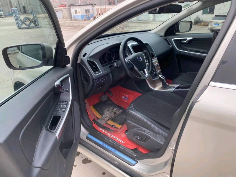 東營17年沃爾沃XC605