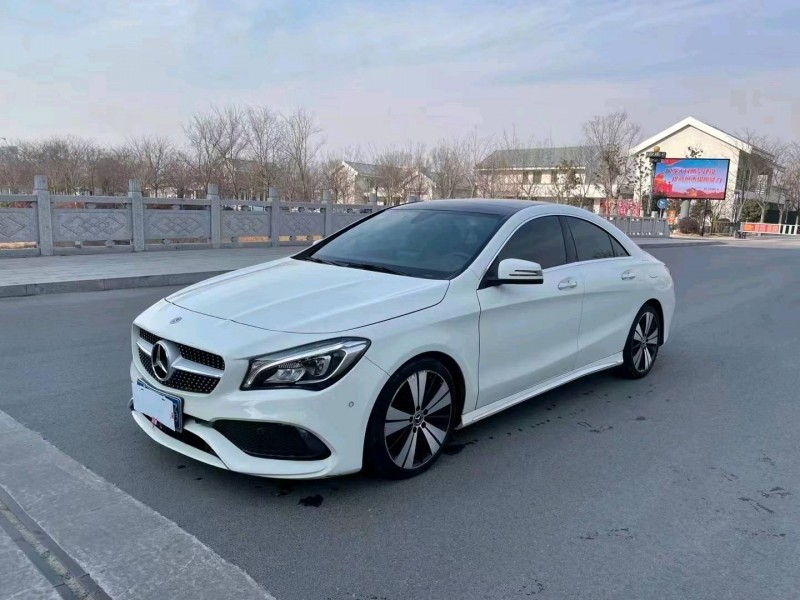 徐州17年奔驰CLA4