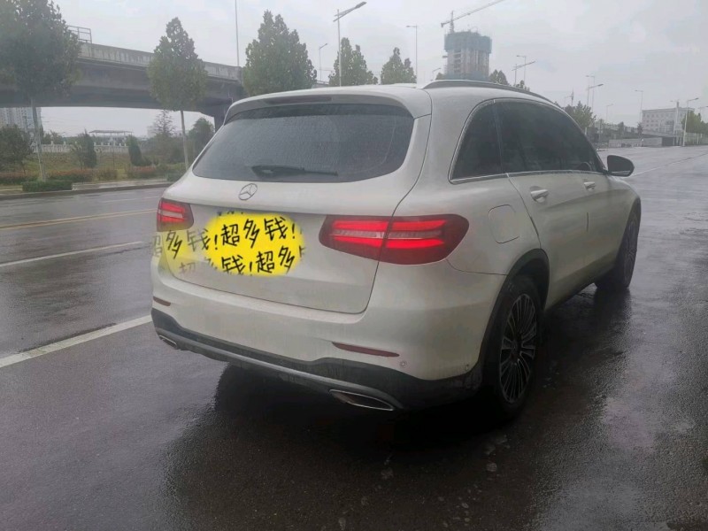 太原18年奔馳GLC3