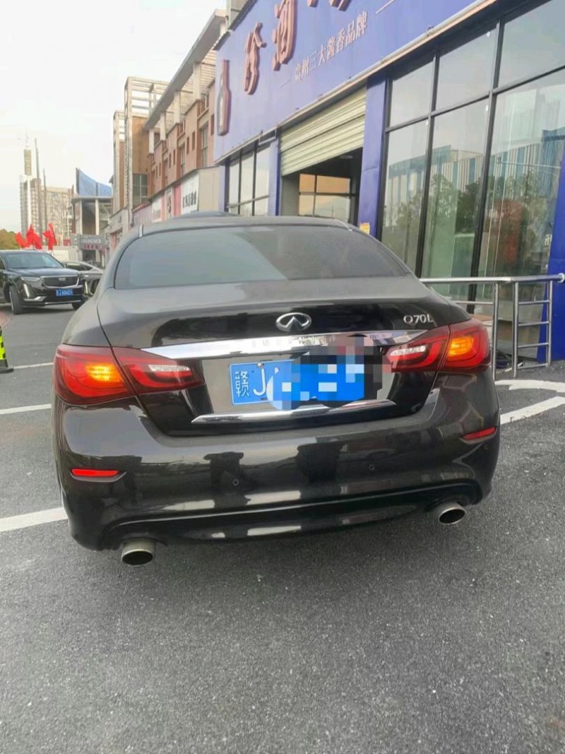 吉安17年英菲尼迪Q702