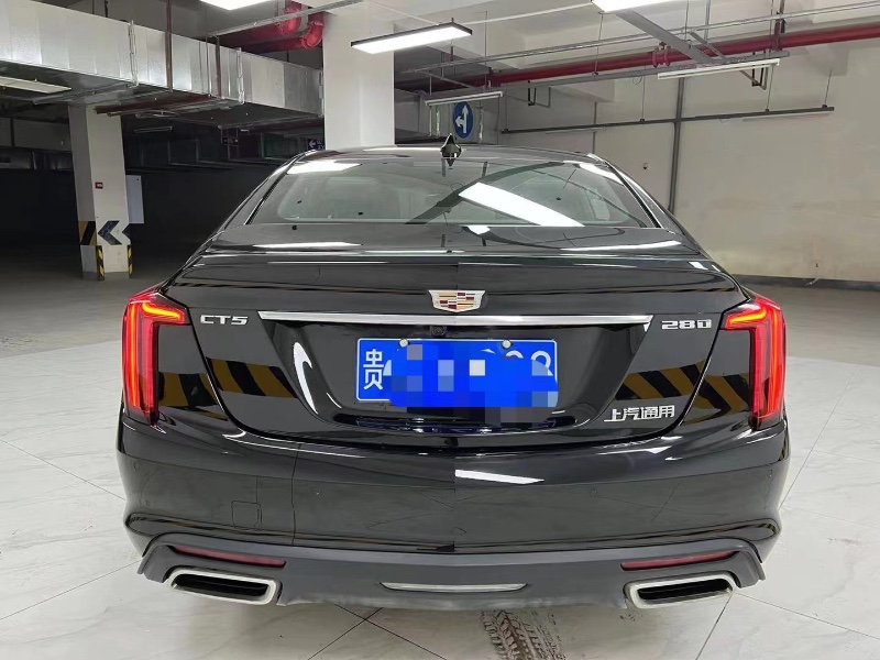成都21年凱迪拉克CT52