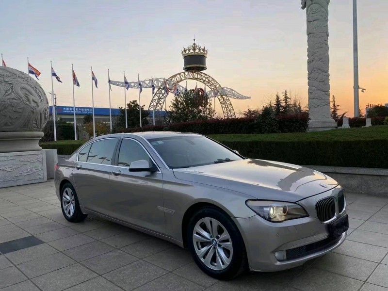 潍坊13年宝马7系2