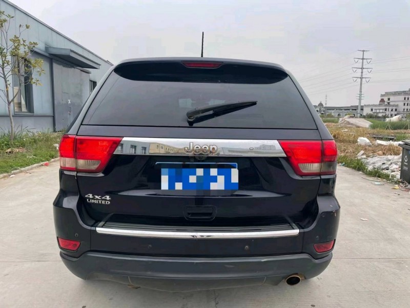 鄂州12年Jeep大切諾基4