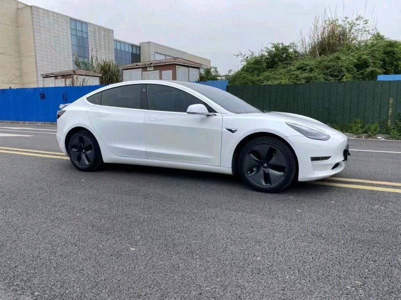 重慶19年特斯拉MODEL 33