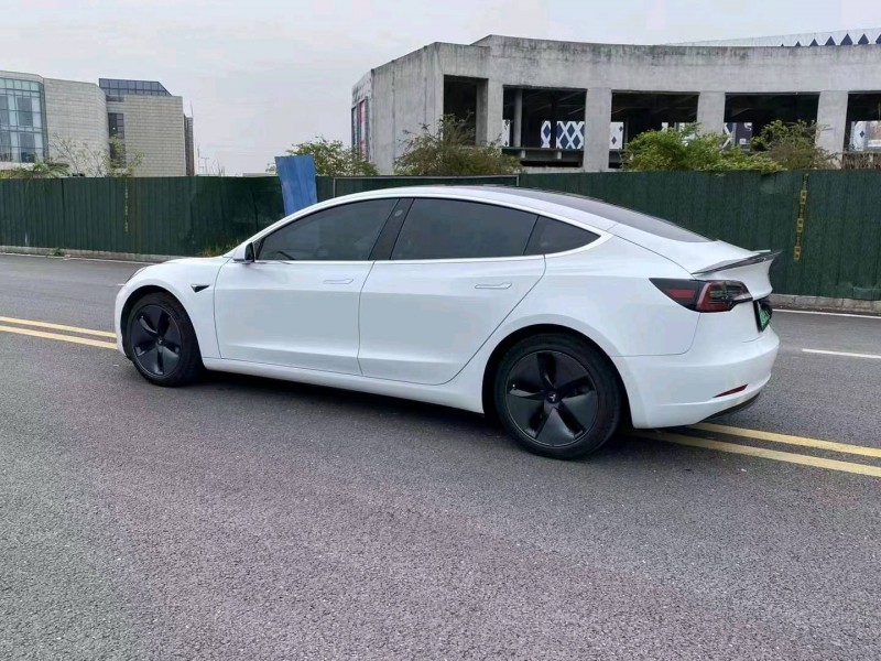 重慶19年特斯拉MODEL 35