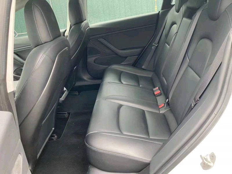 重慶19年特斯拉MODEL 37
