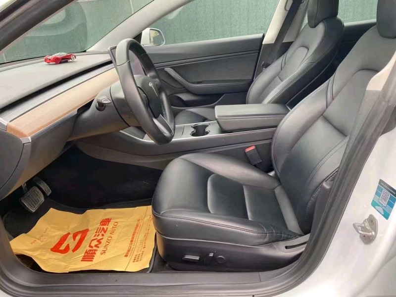 重慶19年特斯拉MODEL 39