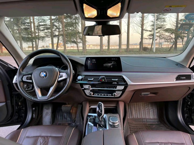 徐州19年宝马5系3