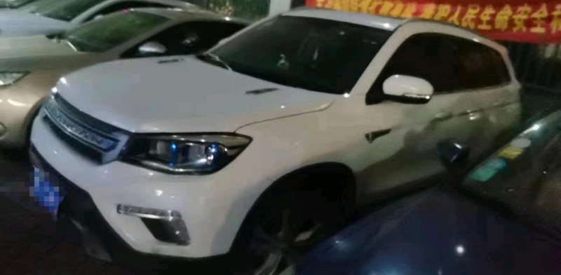 合肥18年長安汽車CS751