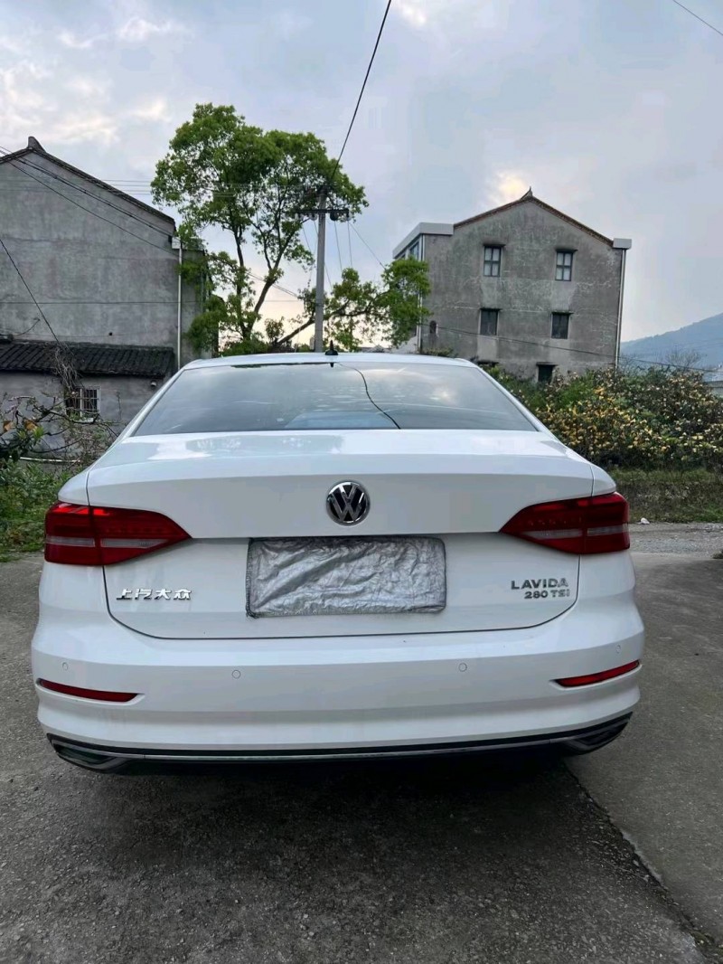 臺州19年大眾朗逸3