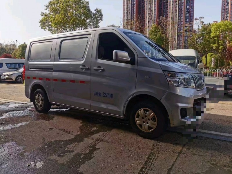 長沙21年長安汽車睿行4