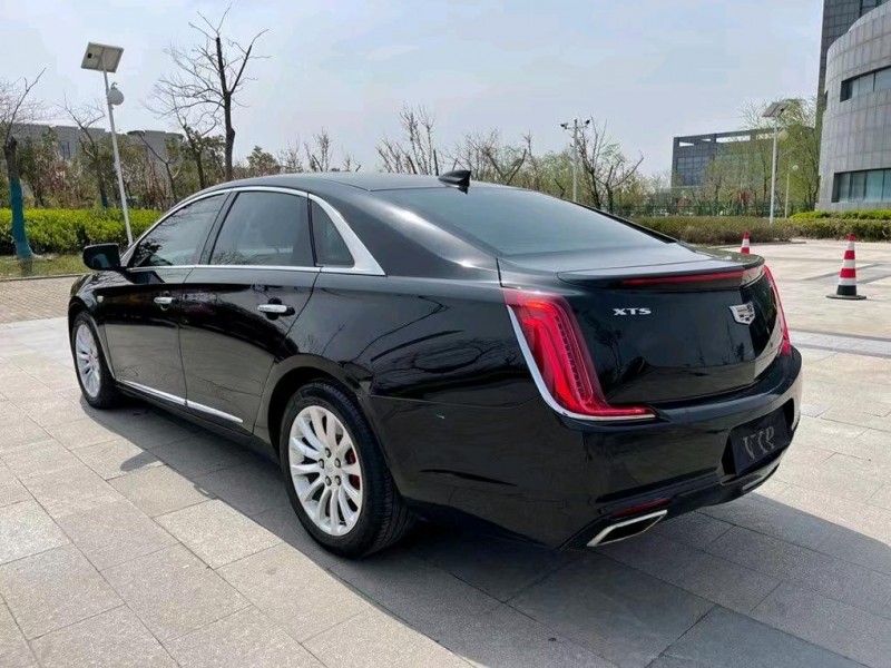 鹽城18年凱迪拉克XTS9