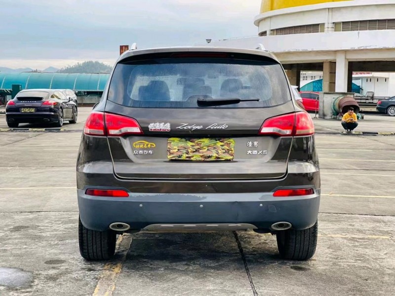 东莞16年众泰大迈X59