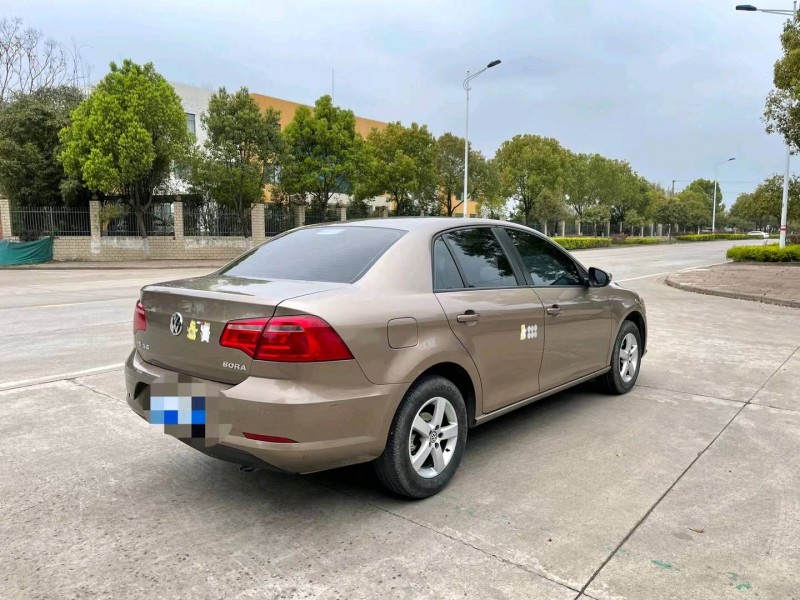 宜昌16年大眾寶來4