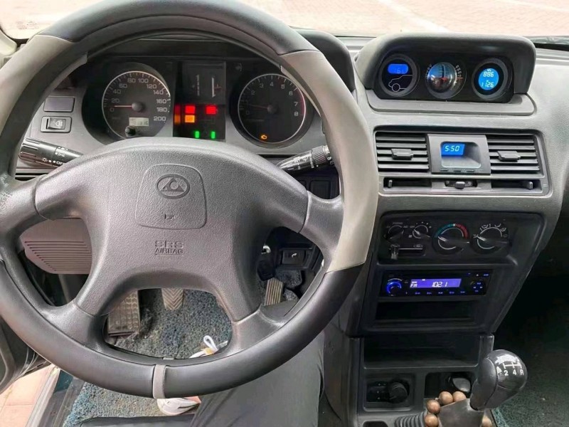 赤峰14年獵豹汽車黑金剛3
