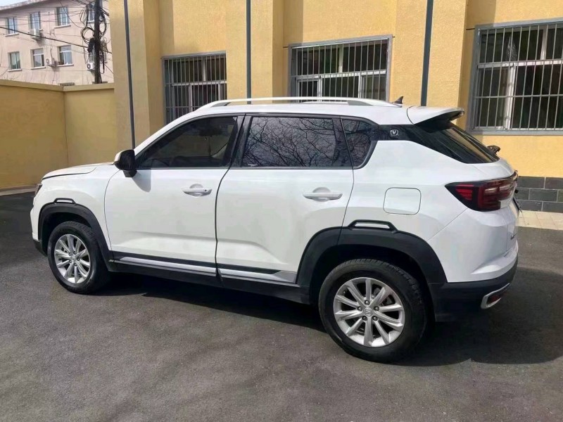 呼和浩特19年長安汽車CS356