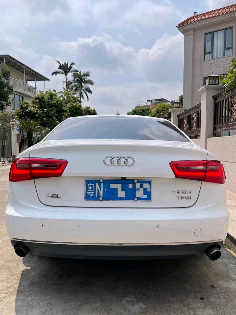 廣州15年奧迪A6L1
