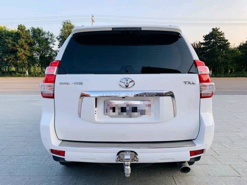 北京14年丰田普拉多1