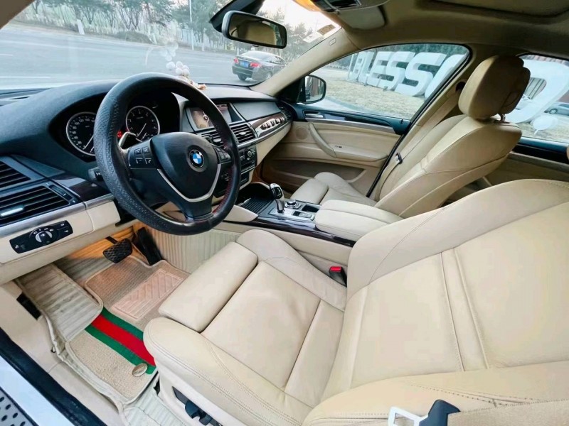 北京12年宝马X64