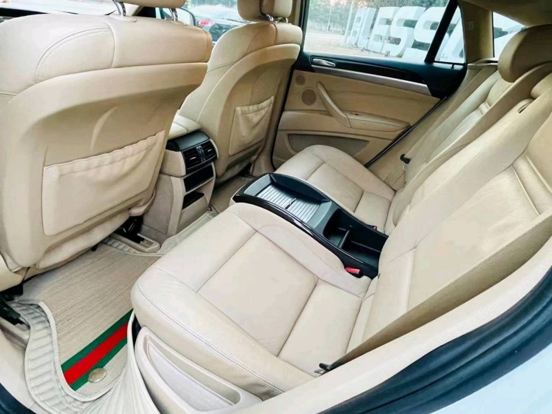 北京12年宝马X63