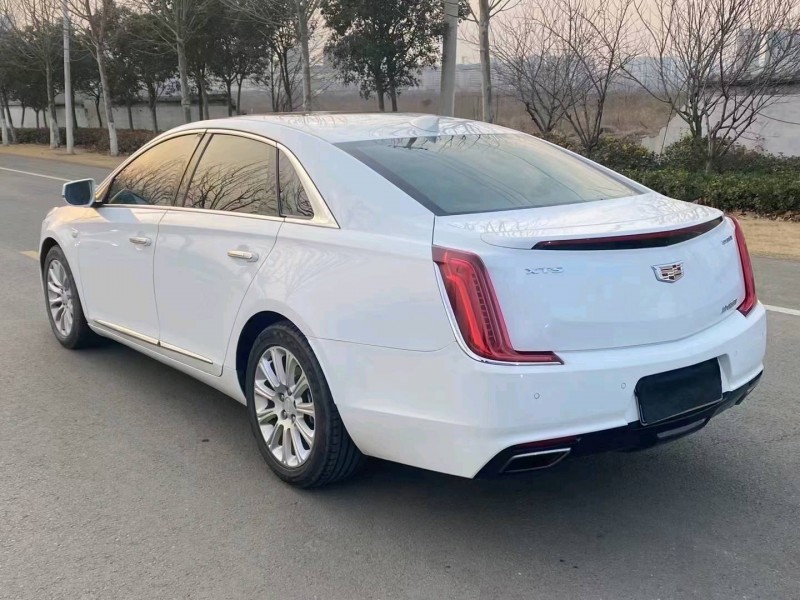 徐州18年凱迪拉克XTS8