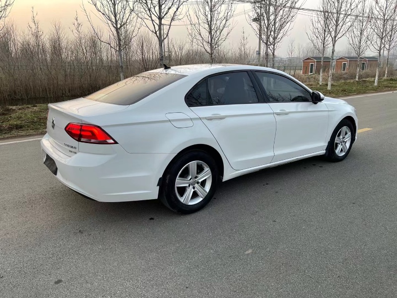 徐州17年大众凌渡6