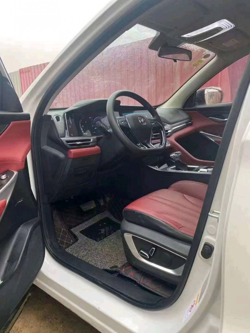 邯鄲21年長安汽車CS754