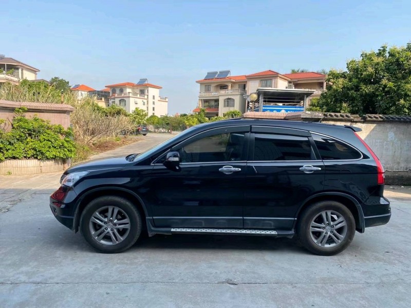 中山10年本田CR-V6