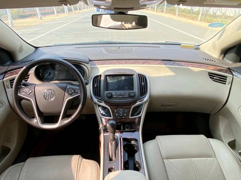 徐州15年别克君越6