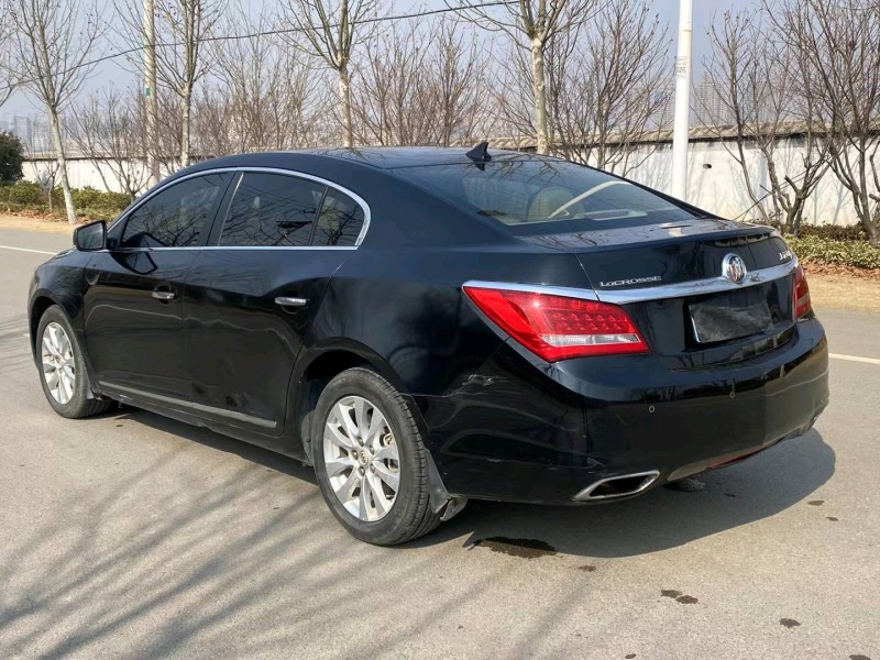 徐州15年别克君越8