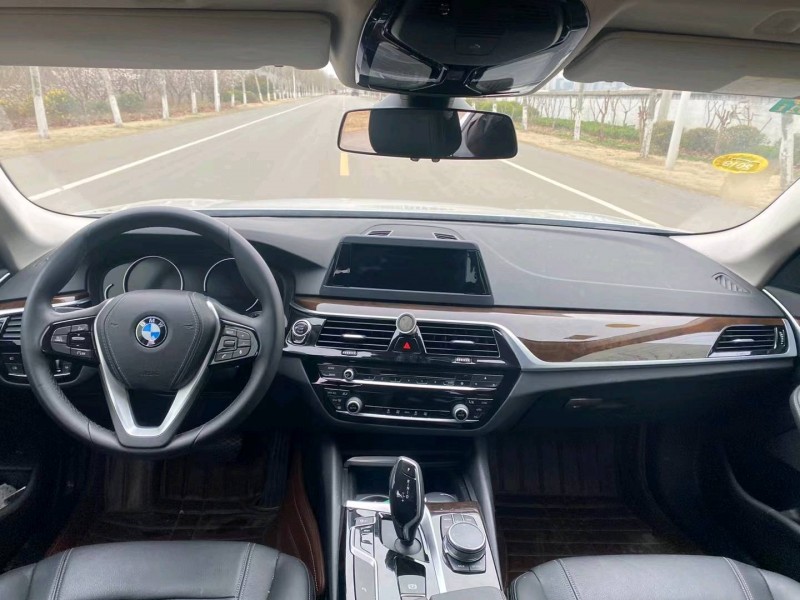 徐州17年宝马5系6