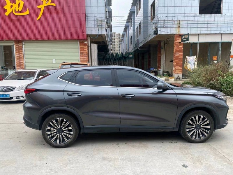 中山21年長安汽車歐尚3