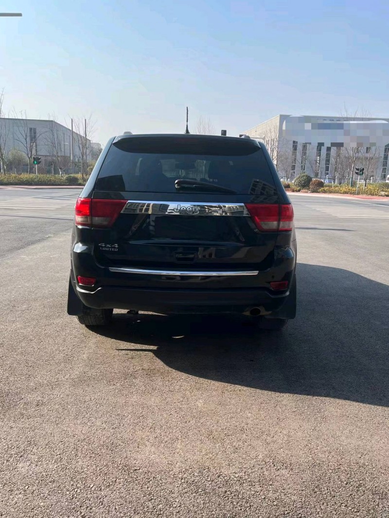 徐州13年Jeep大切諾基8