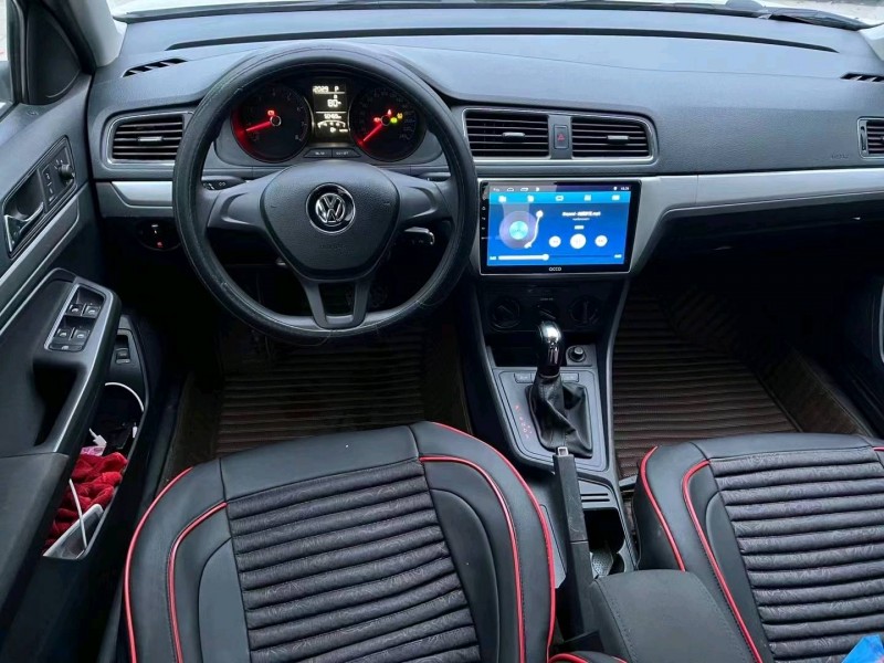 北京19年大众朗逸8