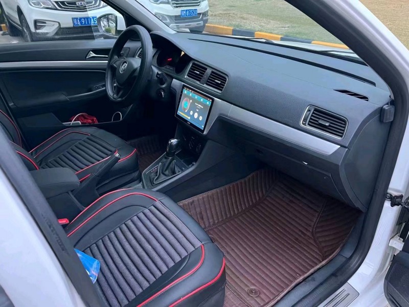 北京19年大众朗逸9