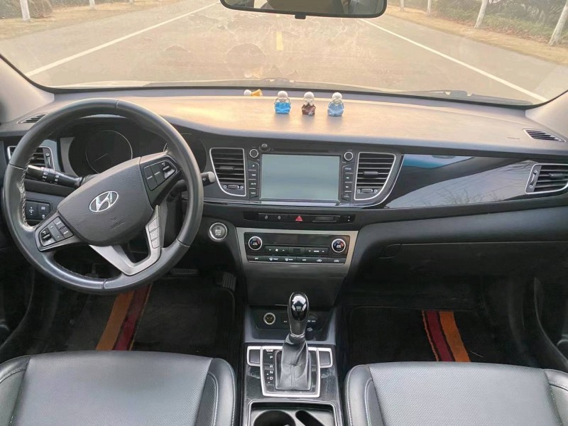 徐州16年现代名图5