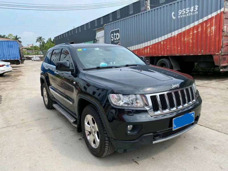 中山13年Jeep大切諾基2