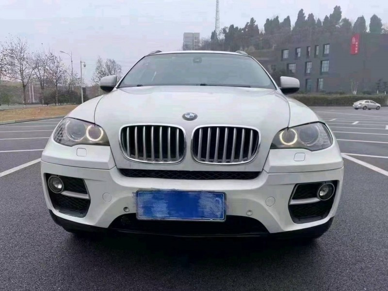 北京12年宝马X61