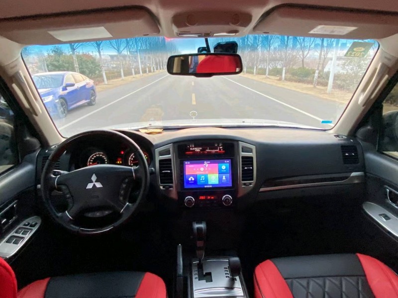 徐州20年三菱帕杰罗6